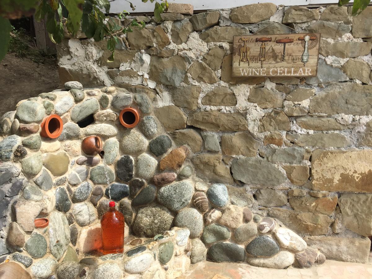 Sadmeli Winery Hotel แอมโบรเลารี ภายนอก รูปภาพ